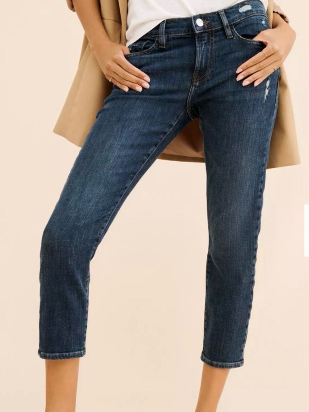 FRAME Le Garçon Distressed Jeans Crop Fit - Picture 9 of 9
